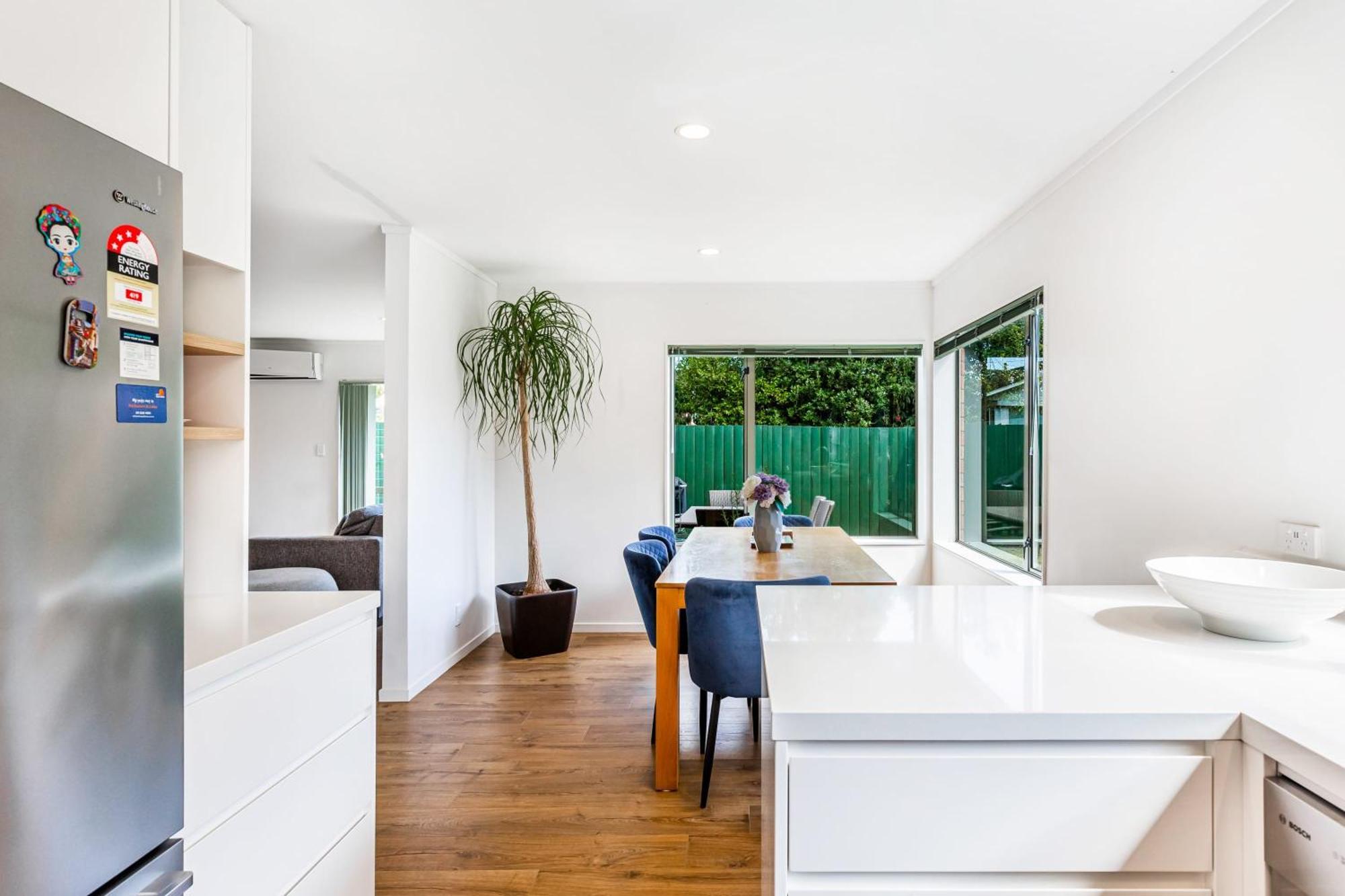 Private And Sunny 3-Bedroom Home With Parking Auckland Kültér fotó