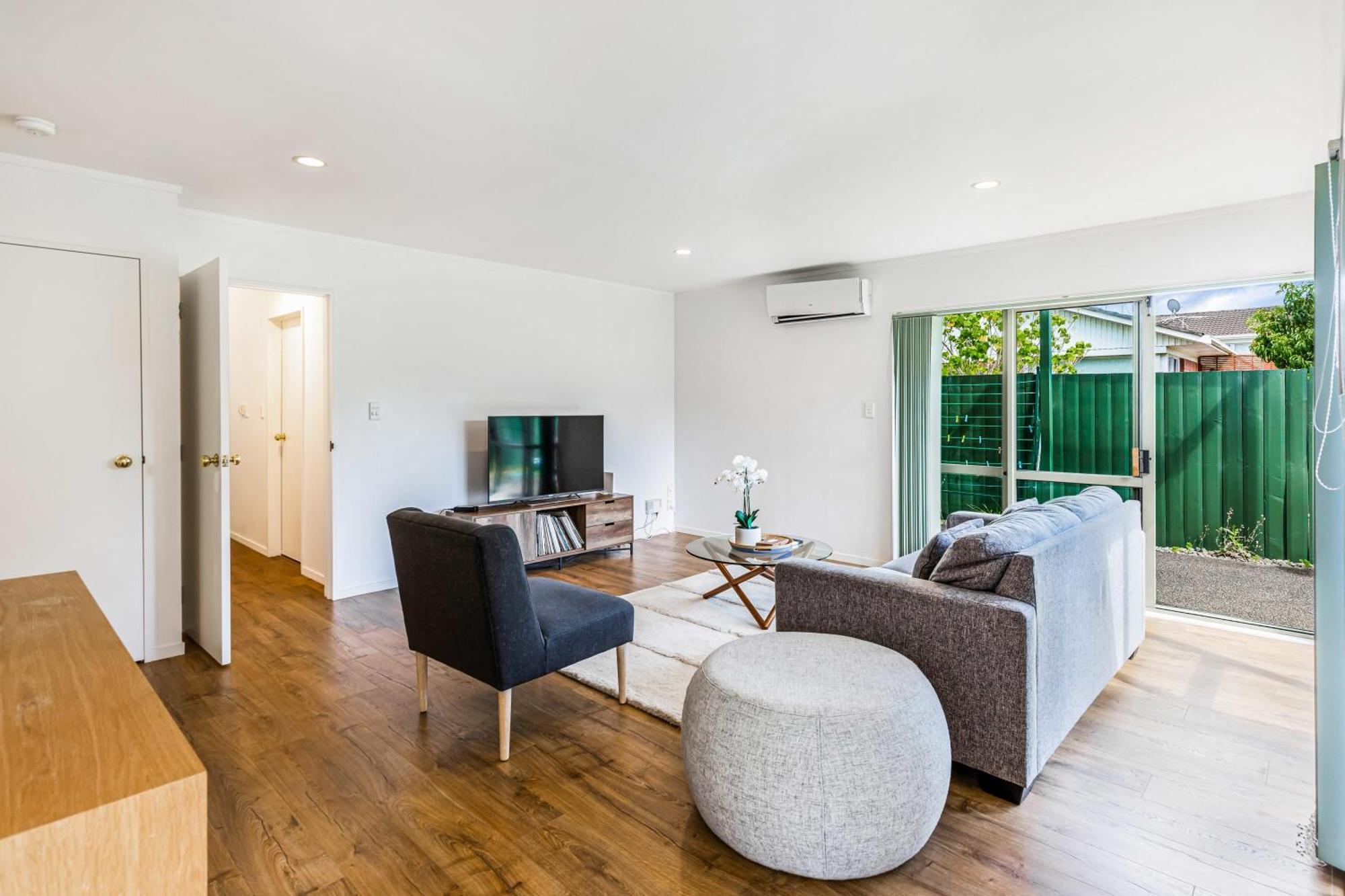 Private And Sunny 3-Bedroom Home With Parking Auckland Kültér fotó