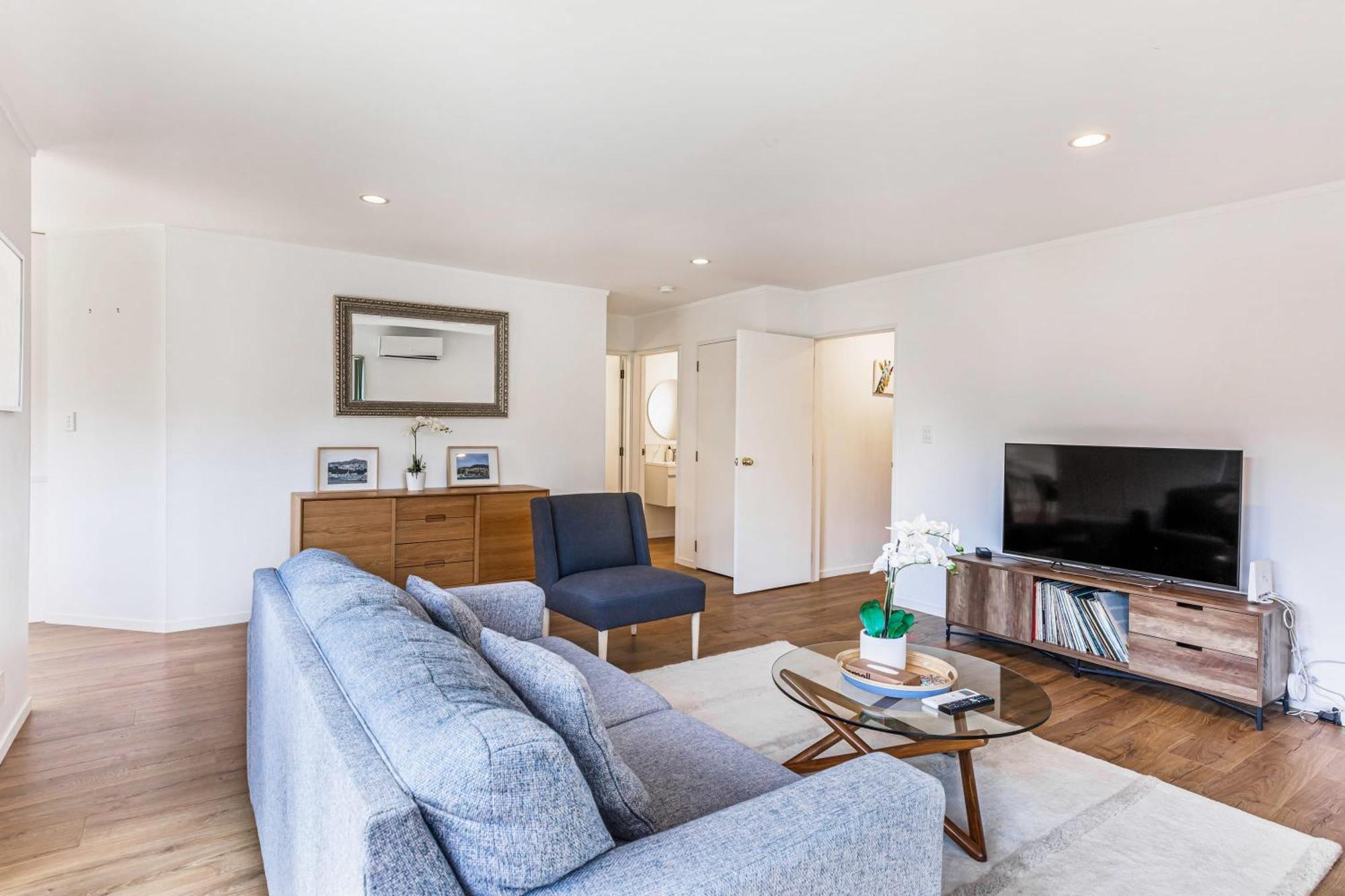 Private And Sunny 3-Bedroom Home With Parking Auckland Kültér fotó