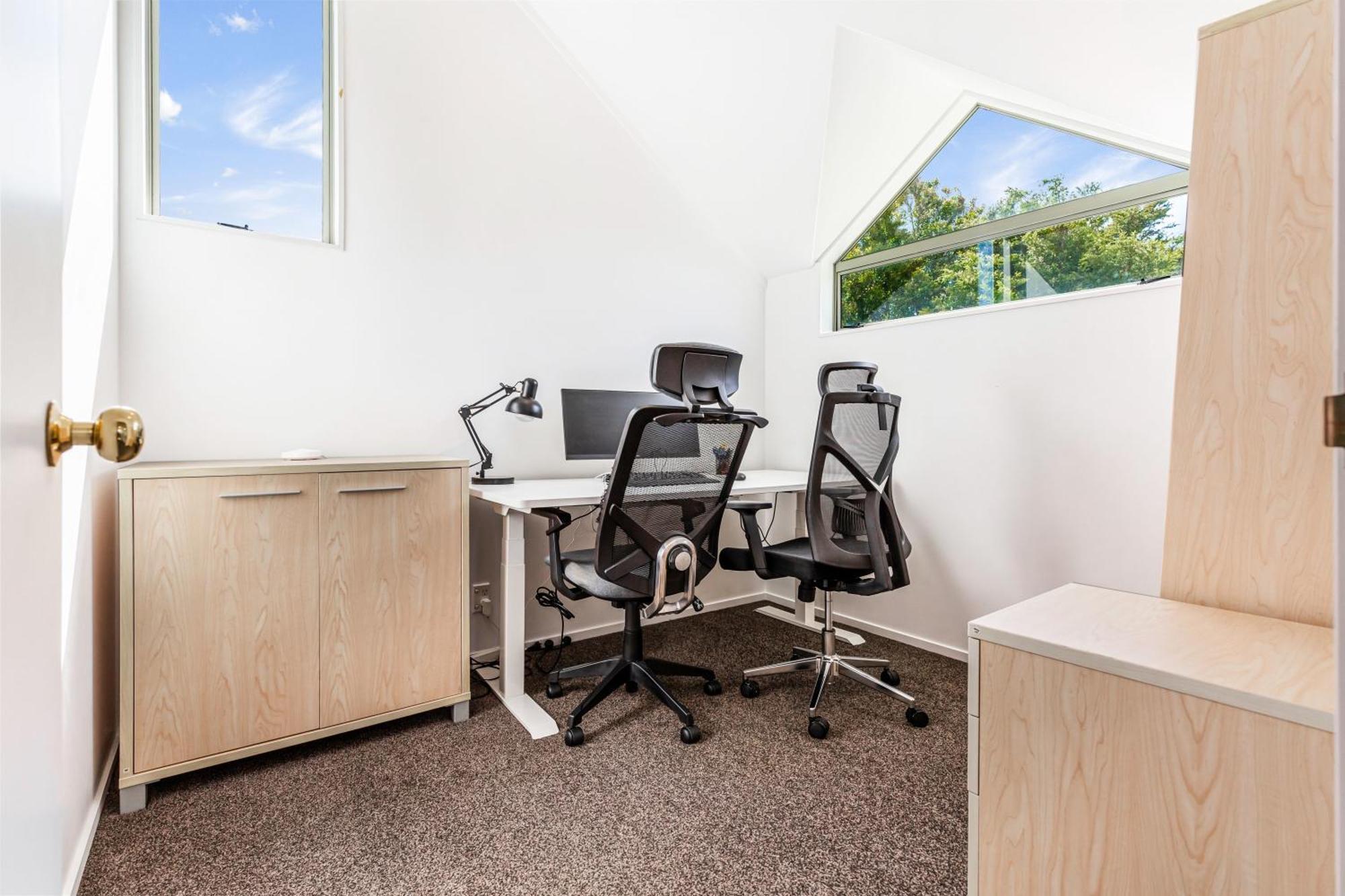 Private And Sunny 3-Bedroom Home With Parking Auckland Kültér fotó