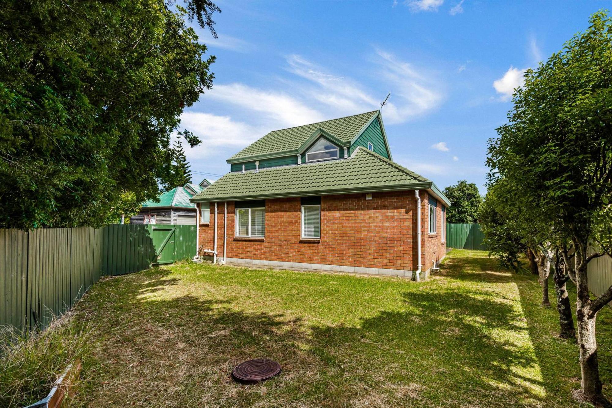 Private And Sunny 3-Bedroom Home With Parking Auckland Kültér fotó